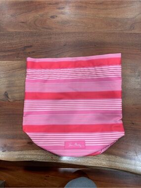 Vera Bradley Ditty Bag in the print Lighten Up